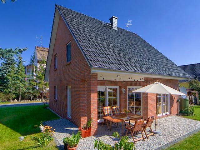 Massivhaus Haus Wismar von ROTH-MASSIVHAUS,  Außenansicht 3