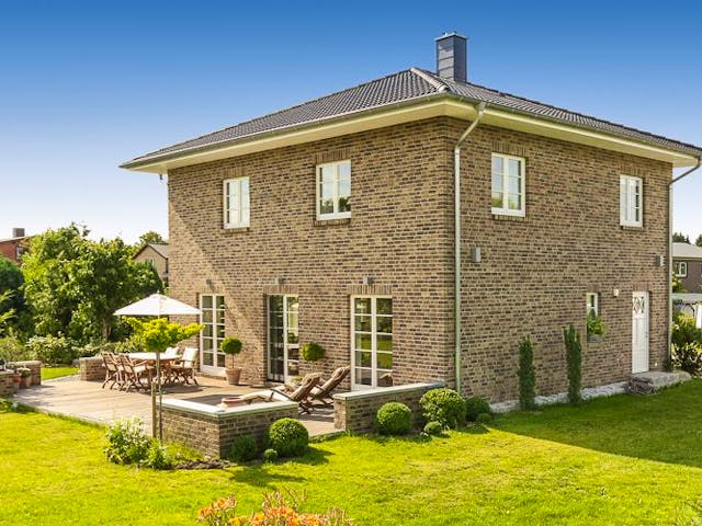 Massivhaus Stadtvilla 160 von ECO System HAUS Schlüsselfertig ab 341700€, Stadtvilla Außenansicht 3