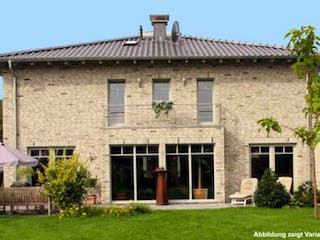 Massivhaus Villa Frankfurt von Elm Bau - Massiv- und Holzrahmenhäuser, Stadtvilla Außenansicht 1