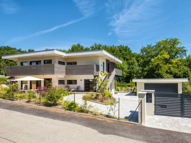 Fertighaus Vitalhaus Fabienne von Regnauer Hausbau, Außenansicht 1 Fertighaus Vitalhaus Fabienne von Regnauer Hausbau, Außenansicht 1