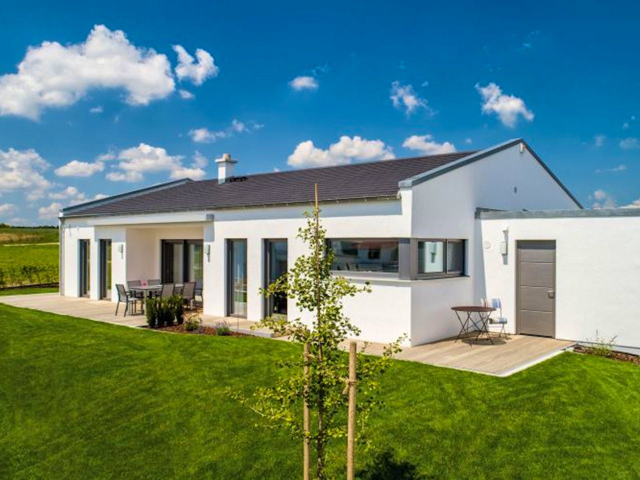 Fertighaus Vitalhaus Klosterberg von Regnauer Hausbau, Außenansicht 1