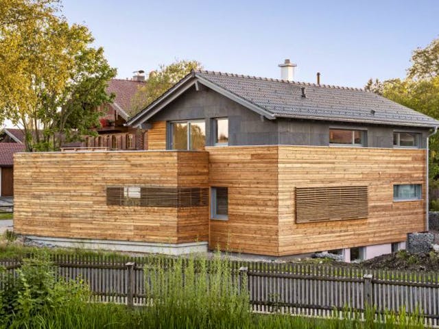 Fertighaus Vitalhaus Waakirchen von Regnauer Hausbau Schlüsselfertig ab 619130€,  Außenansicht 2