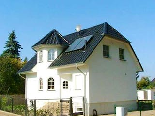 Massivhaus WHITE PEARL 130 von domoplan massivhaus,  Außenansicht 1