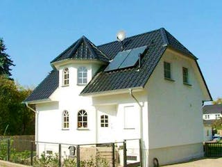 Massivhaus WHITE PEARL 130 von domoplan massivhaus,  Außenansicht 2