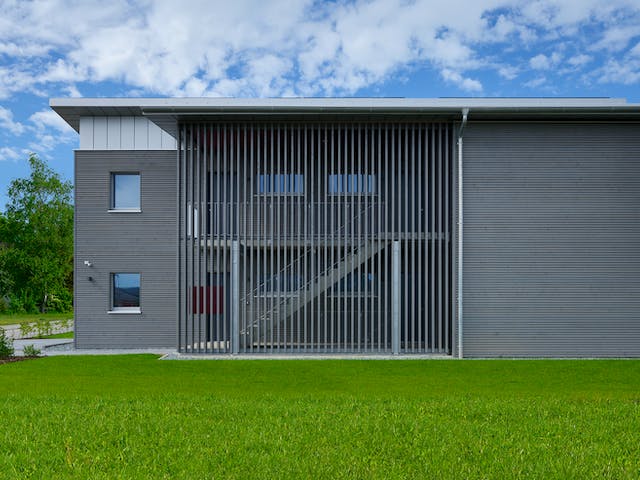 Fertighaus Münch - Kundenhaus von Bau-Fritz Schlüsselfertig ab 870000€, Pultdachhaus Außenansicht 5