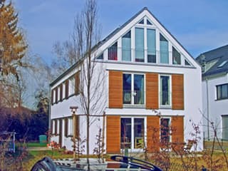 Fertighaus München von Iller-Haus Schlüsselfertig ab 368000€, Satteldach-Klassiker Außenansicht 1