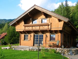 Fertighaus Murau von Holzhaus Roßkopf Schlüsselfertig ab 226800€, Blockhaus Außenansicht 3