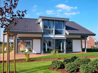 Fertighaus Ästhetik - Musterhaus Langenhagen von Meisterstück-HAUS Schlüsselfertig ab 676540€, Fachwerk Außenansicht 4