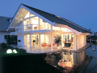 Fertighaus Musterhaus Poing von DAVINCI HAUS, Fachwerk Außenansicht 4