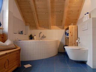 Blockhaus Musterhaus Mülheim-Kärlich 1 D122 von Frammelsberger R. Ingenieur-Holzbau, Satteldach-Klassiker Innenansicht 4