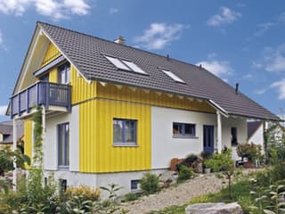 Blockhaus Schwander D123 von Frammelsberger R. Ingenieur-Holzbau, Satteldach-Klassiker Außenansicht 3