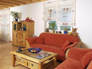 Blockhaus Lehnen D138 von Frammelsberger R. Ingenieur-Holzbau, Satteldach-Klassiker Innenansicht 1