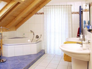 Blockhaus Lehnen D138 von Frammelsberger R. Ingenieur-Holzbau, Satteldach-Klassiker Innenansicht 4