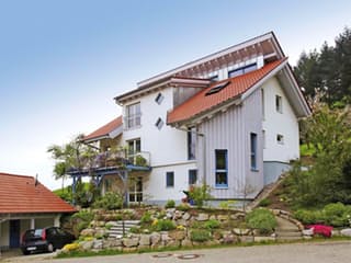 Blockhaus Müller D141 von Frammelsberger R. Ingenieur-Holzbau, Pultdachhaus Außenansicht 1