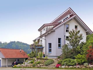 Blockhaus Müller D141 von Frammelsberger R. Ingenieur-Holzbau, Pultdachhaus Außenansicht 2