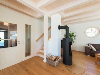 Blockhaus D138 Seifert von Frammelsberger R. Ingenieur-Holzbau, Satteldach-Klassiker Innenansicht 2