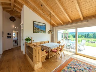 Blockhaus D158 Scheeder von Frammelsberger R. Ingenieur-Holzbau, Bungalow Innenansicht 2