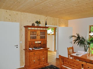 Fertighaus "natur trifft holz" nr.3 von wir leben haus Schlüsselfertig ab 296789€, Pultdachhaus Innenansicht 1