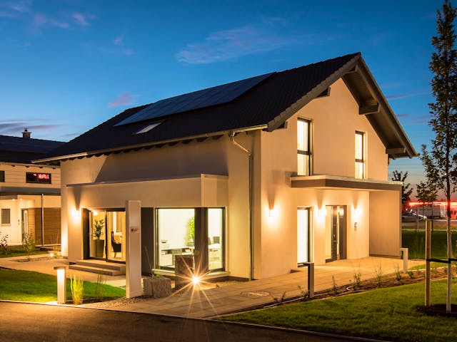 Fertighaus MH Günzburg - NEO von FingerHaus Schlüsselfertig ab 467622€, Satteldach-Klassiker Außenansicht 2