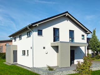 Fertighaus MH Hannover - NEO 300 von FingerHaus Schlüsselfertig ab 451371€, Satteldach-Klassiker Außenansicht 2