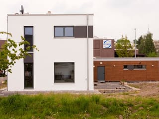 Fertighaus Neunecker von Holzhaus Rosskopf Schlüsselfertig ab 598000€, Cubushaus Außenansicht 9