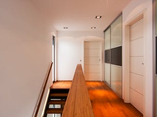 Fertighaus Neunecker von Holzhaus Rosskopf Schlüsselfertig ab 598000€, Cubushaus Innenansicht 10