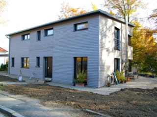 Fertighaus Nimrod von Holzhaus Rosskopf Schlüsselfertig ab 598000€, Pultdachhaus Außenansicht 3