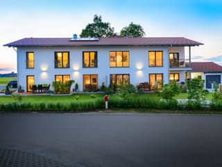 Fertighaus Obing von Albert Haus Schlüsselfertig ab 290745€, Satteldach-Klassiker Außenansicht 2