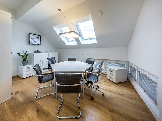 Fertighaus Musterhaus Fellbach von OKAL Haus Schlüsselfertig ab 557900€, Satteldach-Klassiker Innenansicht 10