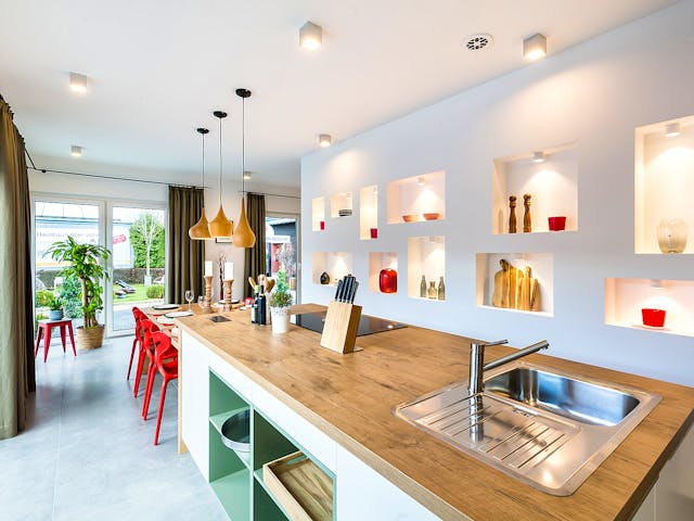 Fertighaus Musterhaus Fellbach von OKAL Haus Schlüsselfertig ab 557900€, Satteldach-Klassiker Innenansicht 4