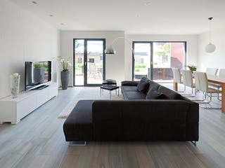 Fertighaus Mehrgenerationenhaus von petershaus, Satteldach-Klassiker Innenansicht 1