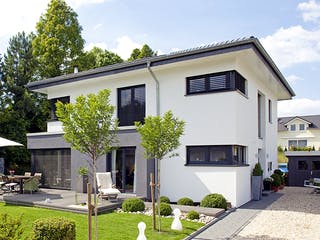 Massivhaus Freiberger von APR Hausbau, Stadtvilla Außenansicht 1