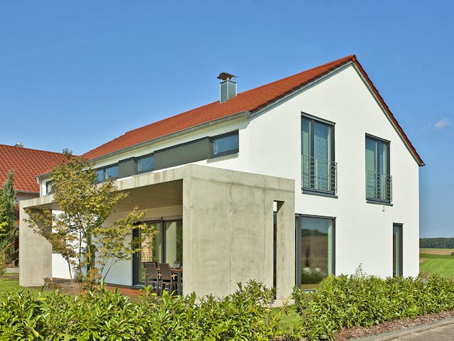 Massivhaus Zöllner von Plan-Concept Massivhaus, Satteldach-Klassiker Außenansicht 4