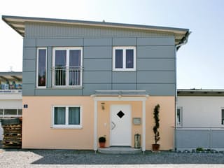 Fertighaus Raubling 1 von Regnauer Hausbau Schlüsselfertig ab 246855€, Pultdachhaus Außenansicht 3