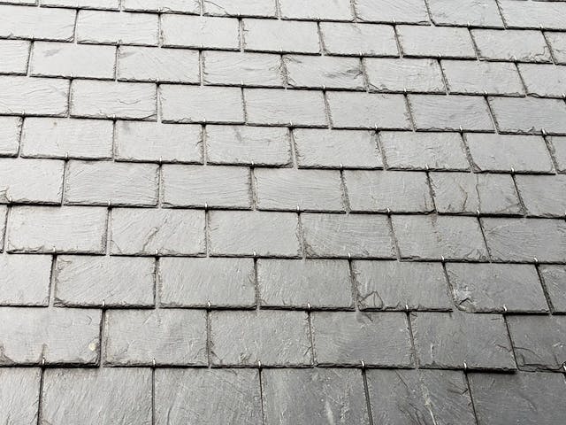 Rechteck-Doppeldeckung Schieferdach