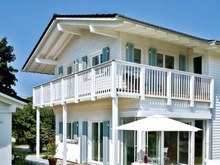 Fertighaus Breitbrunn von Regnauer Hausbau Schlüsselfertig ab 350040€, Satteldach-Klassiker Außenansicht 3