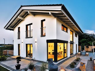 Fertighaus Bruckmühl von Regnauer Hausbau Schlüsselfertig ab 515665€, Satteldach-Klassiker Außenansicht 2