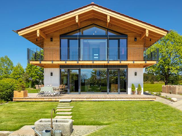 Fertighaus Vitalhaus Liesl von Regnauer Hausbau, Satteldach-Klassiker Außenansicht 1