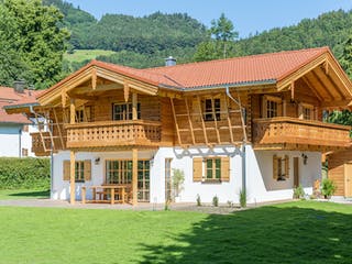 Blockhaus Chiemsee von Rems-Murr-Holzhaus Ausbauhaus ab 397540€, Blockhaus Außenansicht 2