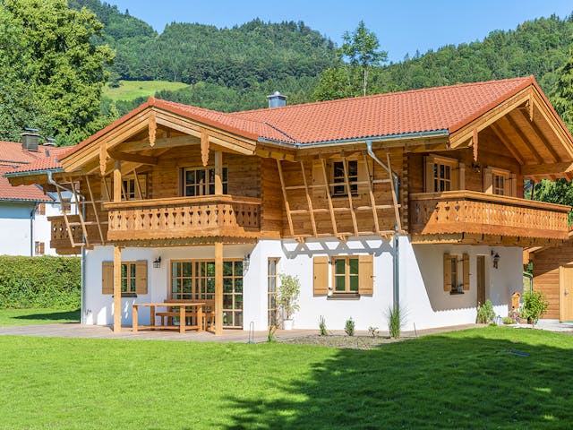 Blockhaus Chiemsee von Rems-Murr-Holzhaus Ausbauhaus ab 397540€, Blockhaus Außenansicht 2