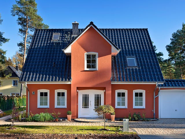 Massivhaus Stadthaus 141 von ROTH-MASSIVHAUS Schlüsselfertig ab 325200€, Satteldach-Klassiker Außenansicht 3