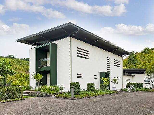 Blockhaus Emilia von Rubner Haus AT Schlüsselfertig ab 370000€, Blockhaus Außenansicht 2