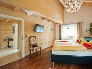 Blockhaus Trentino von Rubner Haus Schlüsselfertig ab 317000€, Blockhaus Innenansicht 2