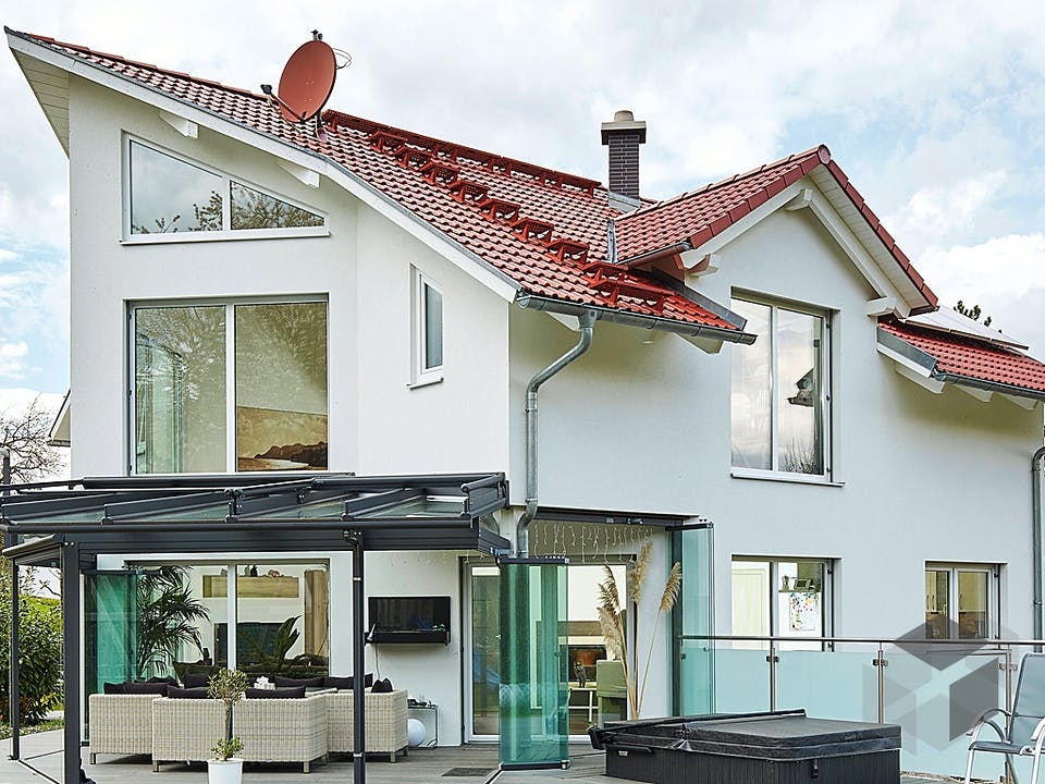 Satteldach Landhaus 144 von LUXHAUS Außenansicht