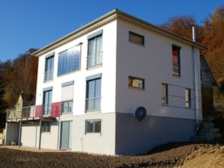 Fertighaus Schmittenberg von Holzhaus Roßkopf Schlüsselfertig ab 288000€, Stadtvilla Außenansicht 8