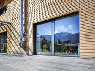 Fertighaus Schneider - Kundenhaus von Bau-Fritz Schlüsselfertig ab 475000€, Satteldach-Klassiker Außenansicht 5