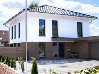 Fertighaus Haus 7 von Detmolder Fachwerkhaus Ausbauhaus ab 290000€, Stadtvilla Außenansicht 4