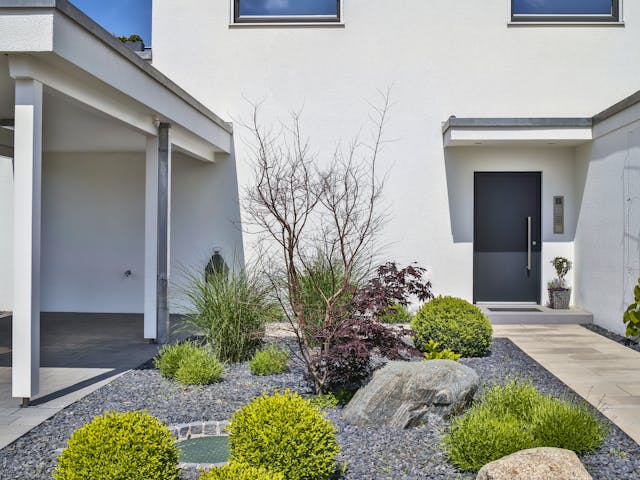 Fertighaus Schwabach von Regnauer Hausbau Schlüsselfertig ab 496050€, Cubushaus Außenansicht 6