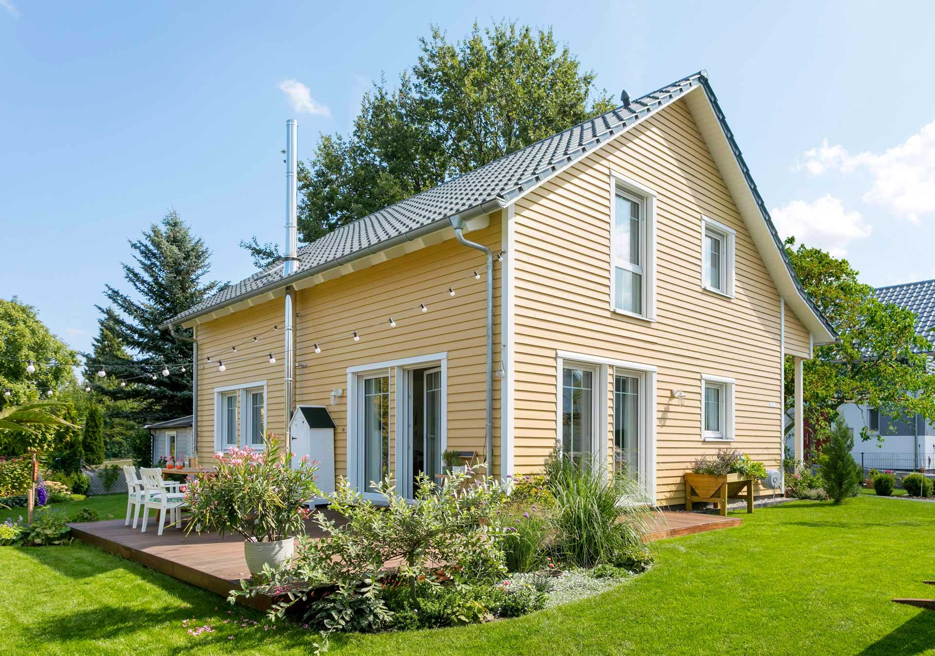 Fertighaus E 15-144.4 - Schwedenhaus von SchwörerHaus Schlüsselfertig ab 358500€, Satteldach-Klassiker Außenansicht 2