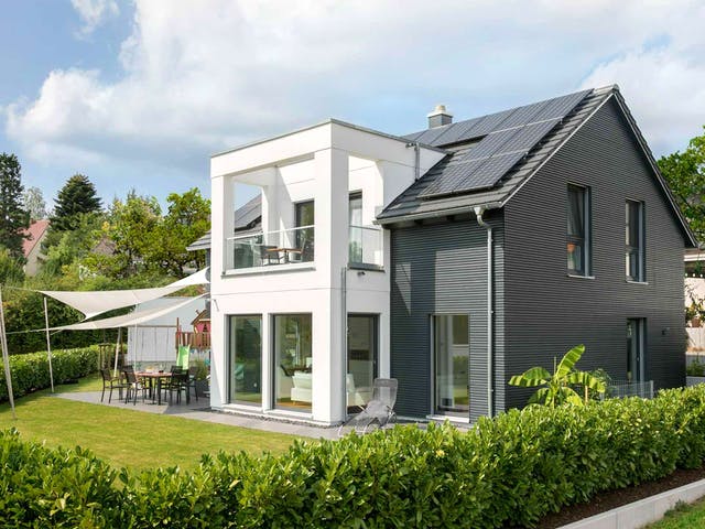 Fertighaus E 15-149.10 - Individuell geplantes Aktionshaus von SchwörerHaus Schlüsselfertig ab 466437€, Außenansicht 1 Fertighaus E 15-149.10 - Individuell geplantes Aktionshaus von SchwörerHaus Schlüsselfertig ab 466437€, Außenansicht 1